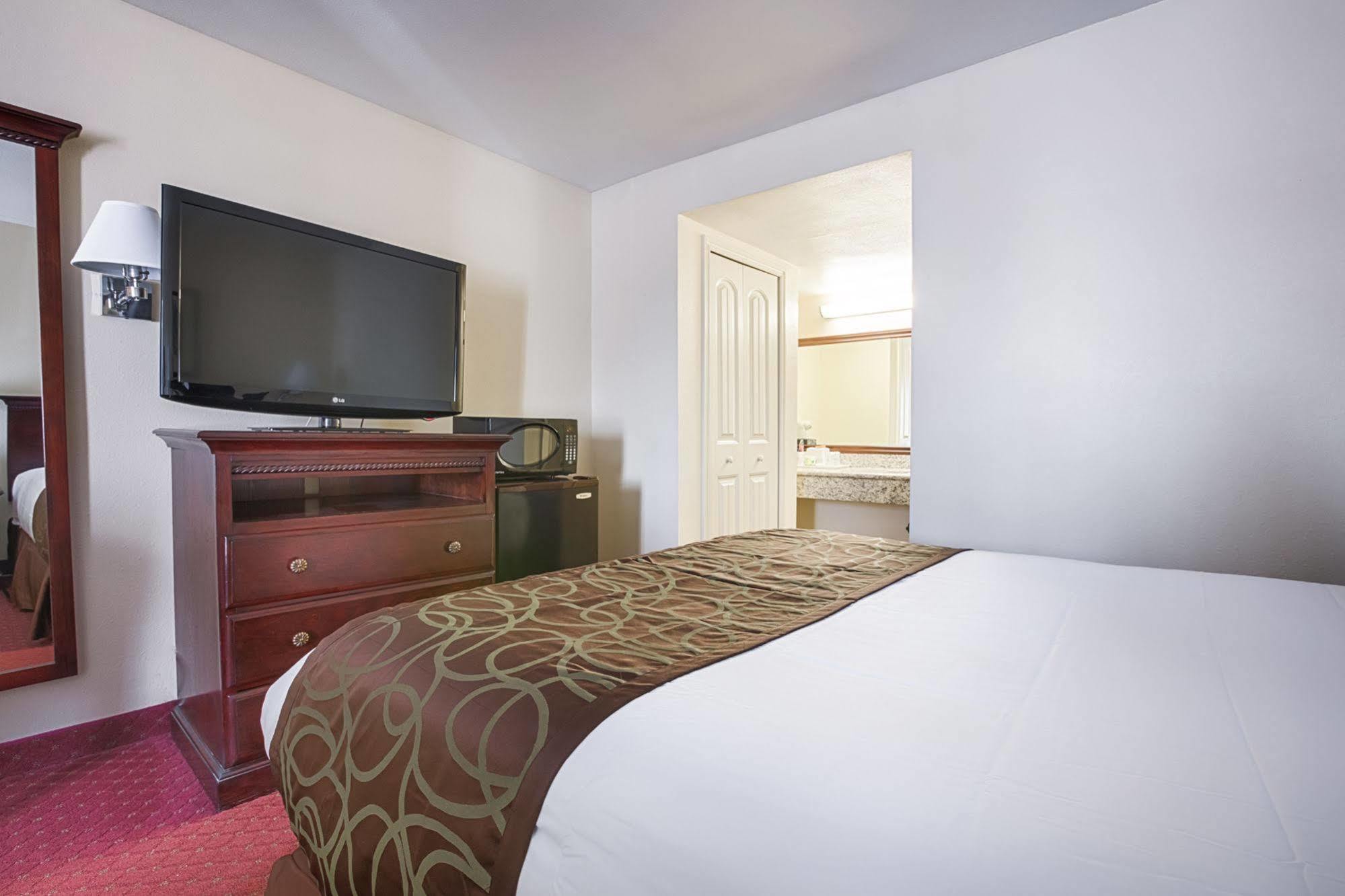 Clarion Pointe El Cajon San Diego East Екстериор снимка